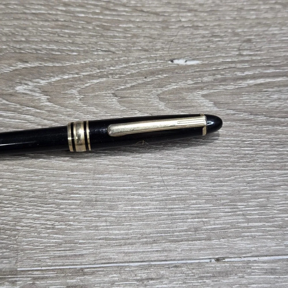 Vintage The Derby Logo Black Resin Gold Trim Twist Ballpoint Pen Executive
